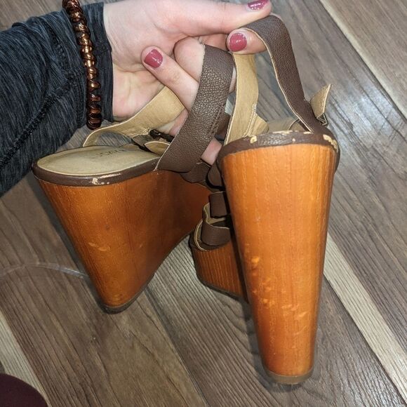 LUCKY BRAND Women's Brown Gladiator Platform Wedge Sandal. Size 10. - Picture 6 of 7